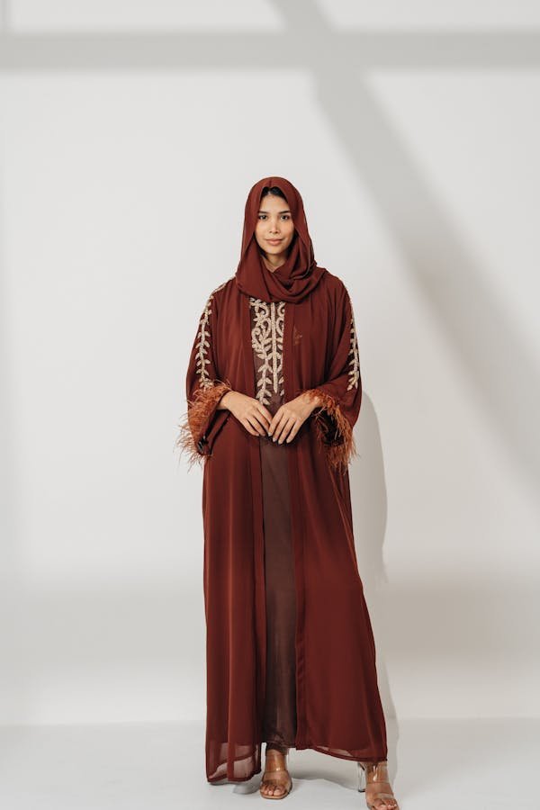 Trouvez l'abaya pas cher qui sublime votre style !